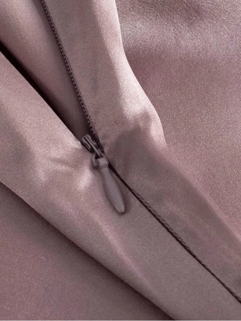 NEW 100% Silk Pillowcase